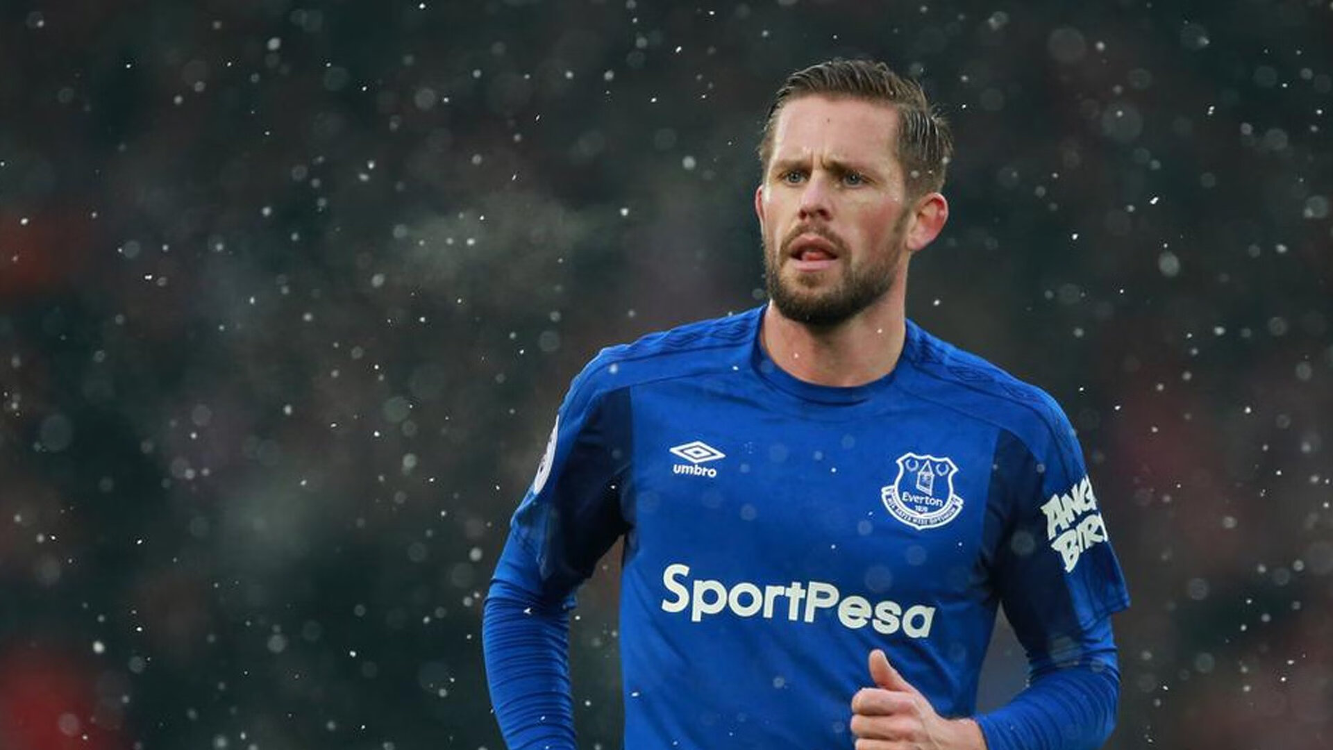 冠军车手的专属训练营：揭秘他们的每日习惯，冠军赛车手